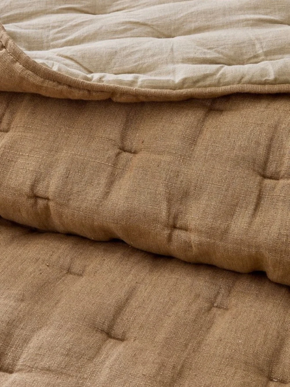 Pottery Barn Tan Quilted Tufted Comforter KING (never used)